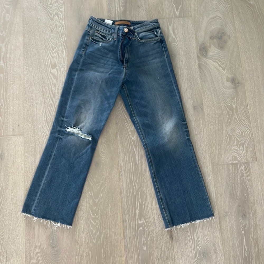 Stretchy The Wyatt Joe’s jeans in perfect condition! Size W25